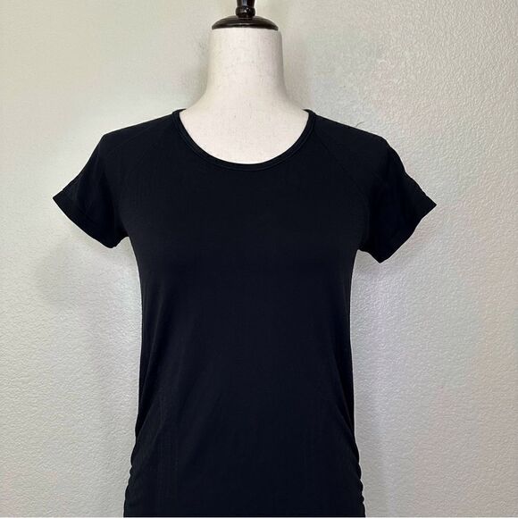 Athleta Black Longline Ruched Maternity Workout Top - Picture 2 of 11